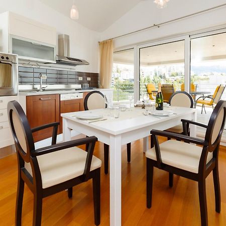 Apartment Oliva Allegra Сплит Екстериор снимка